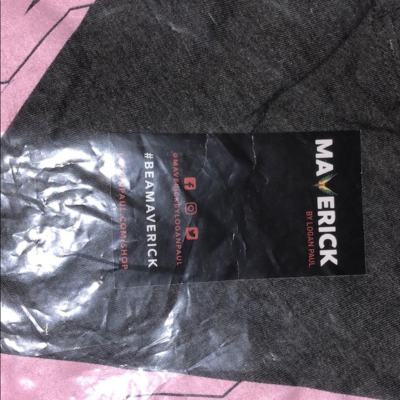 Maverick by Logan Paul woman’s T-shirt - Picture 3 of 4